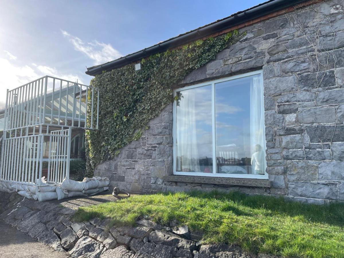 Wood Quay - A Truly Unique, Seafront Experience! Villa Carlingford Luaran gambar